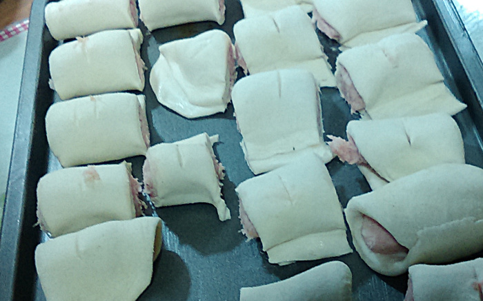 Uncooked sausage rolls