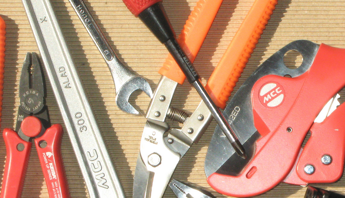 ese-direct-keeping-tools-tidy