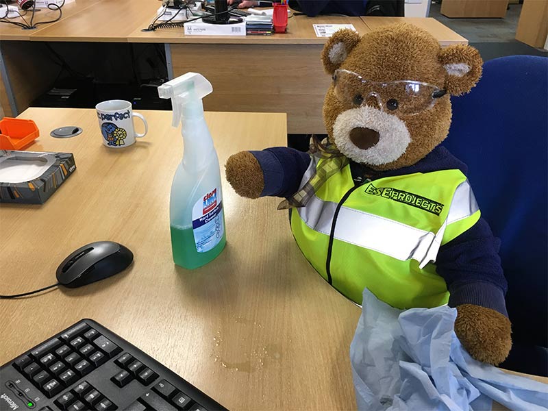 Health and Safety Bear says, Keep your desk clean and tidy