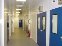Cleanroom Partition walls with contrasting double doors