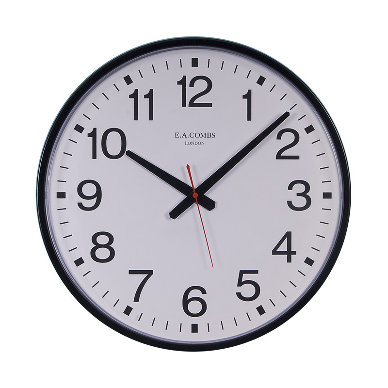 Metal Case Wall Clock 12 Hour Dial
