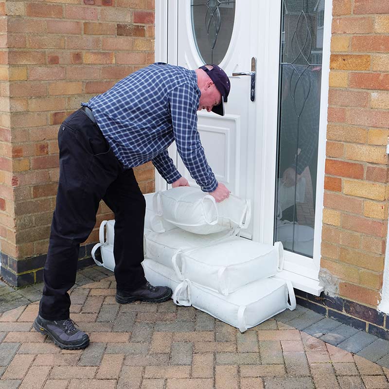 Portable Inflating Flood Protection Cubes - Pack of 40